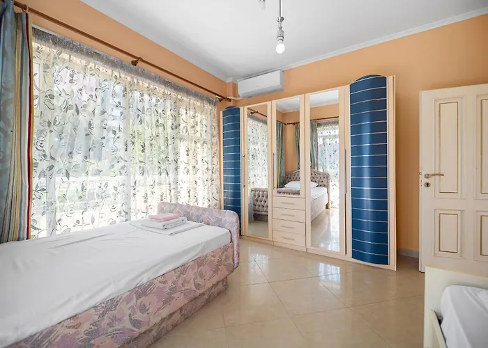 게스트하우스 Rroshaj