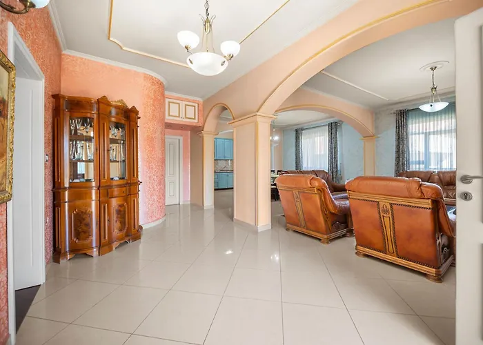 Rroshaj 게스트하우스 *